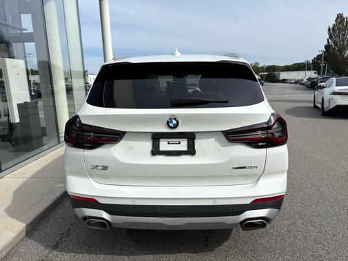 2023 BMW X3 xDrive30i