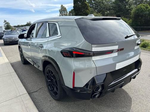 2026 BMW XM Label
