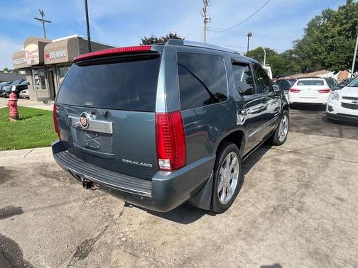 2008 Cadillac Escalade Base