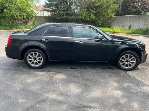 2007 Chrysler 300C Base