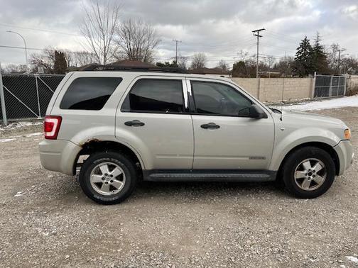 2008 Ford Escape XLT