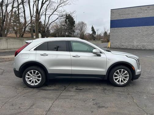 2019 Cadillac XT4 Luxury