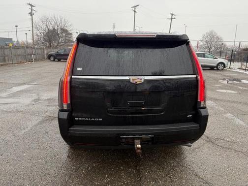 2016 Cadillac Escalade Platinum