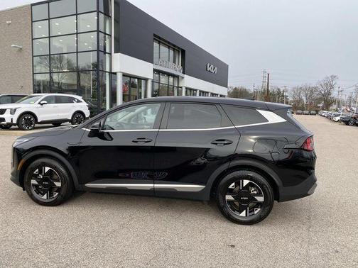 2026 Kia Sportage LX