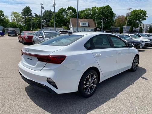 2022 Kia Forte LXS