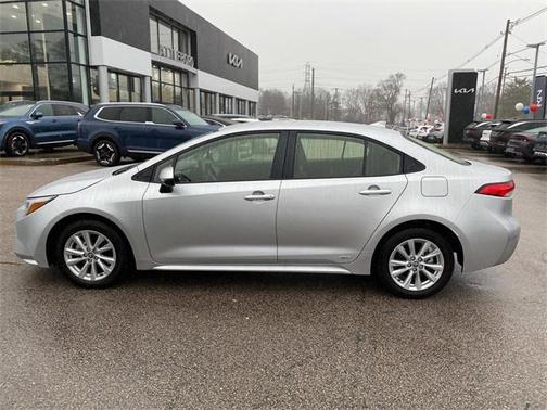 2023 Toyota Corolla Hybrid LE