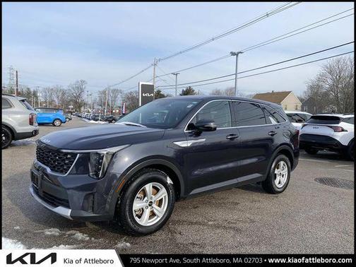 2025 Kia Sorento LX