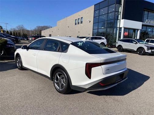 2025 Kia K4 