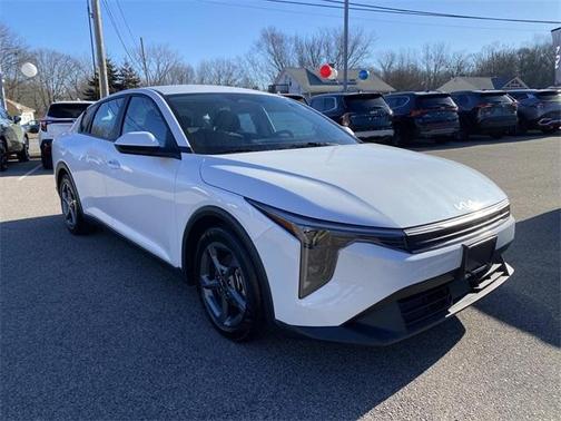 2025 Kia K4 