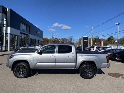 2021 Toyota Tacoma 