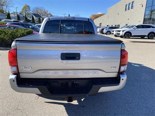 2021 Toyota Tacoma 