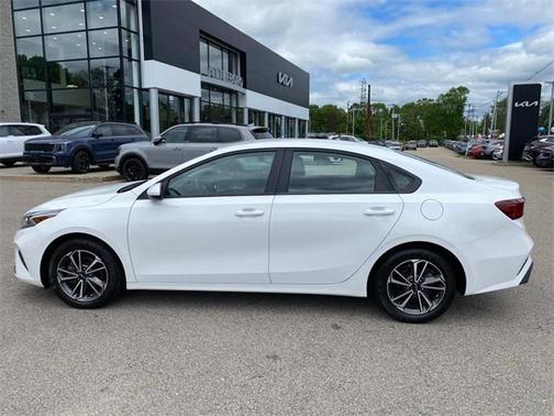 2022 Kia Forte LXS