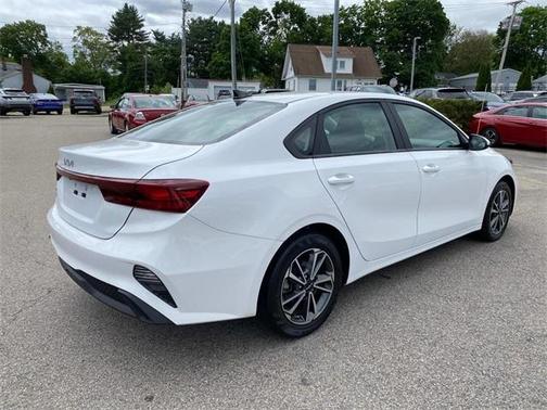 2022 Kia Forte LXS
