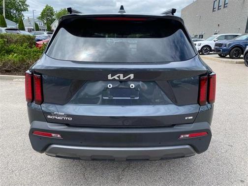 2023 Kia Sorento X-Line S