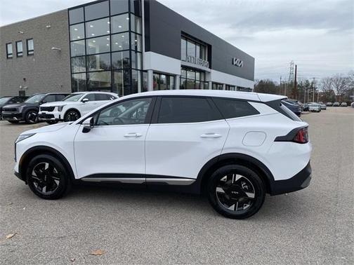 2026 Kia Sportage LX