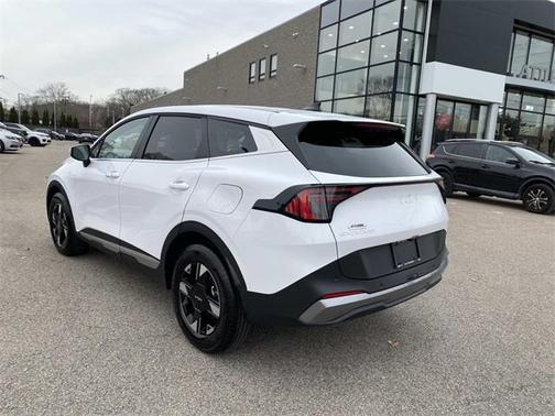 2026 Kia Sportage LX