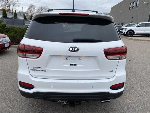 2019 Kia Sorento S
