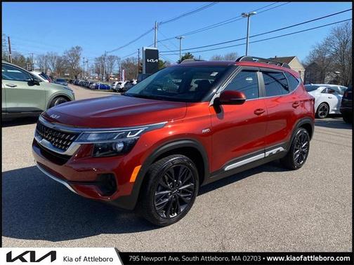 2022 Kia Seltos Nightfall