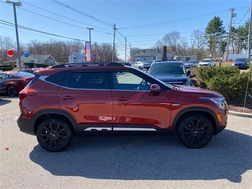 2022 Kia Seltos Nightfall