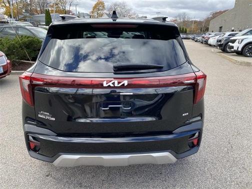 2024 Kia Seltos SX
