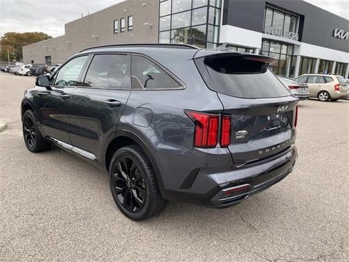 2022 Kia Sorento SX
