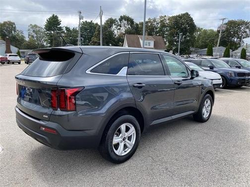 2023 Kia Sorento LX