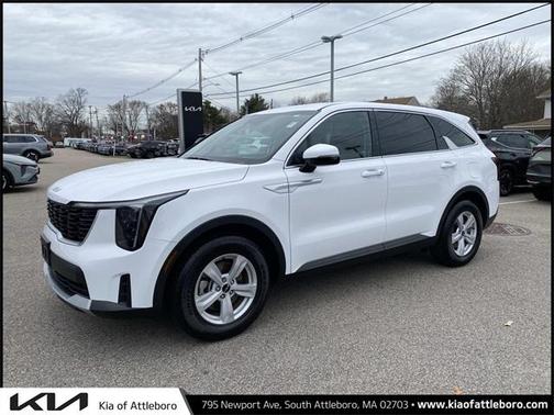2025 Kia Sorento LX