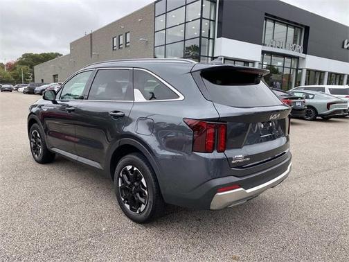2024 Kia Sorento S