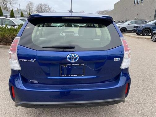 2017 Toyota Prius v