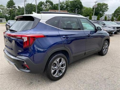 2024 Kia Seltos S