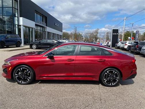 2022 Kia K5 GT-Line