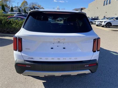 2022 Kia Sorento X-Line EX