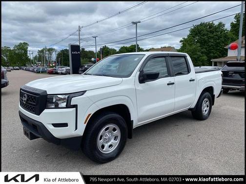 2022 Nissan Frontier S