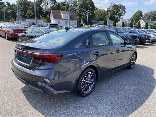 2023 Kia Forte LXS