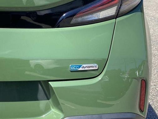 Undercover Green 2023 Kia Soul EX