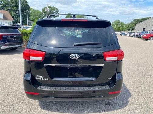 2017 Kia Sedona SX