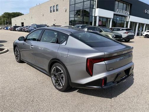 2025 Kia K4 GT-Line
