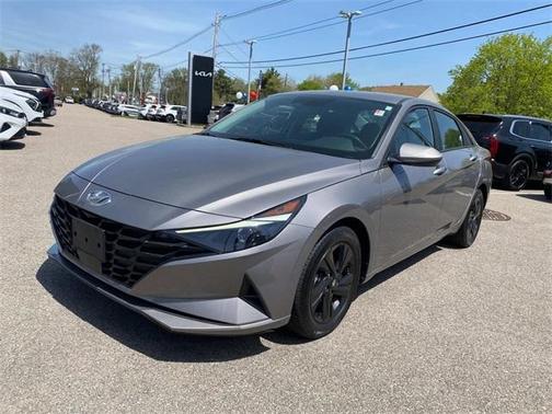 2021 Hyundai ELANTRA SEL