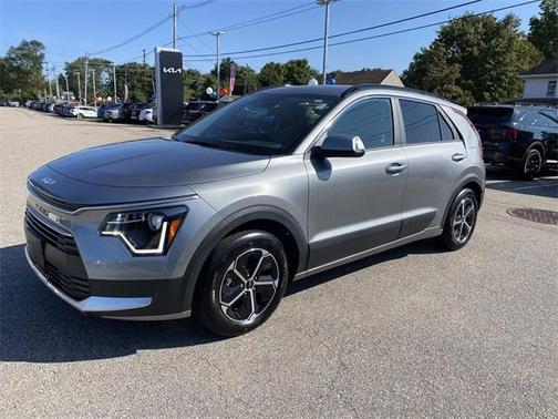 2024 Kia Niro EX