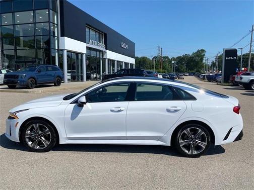 2024 Kia K5 EX