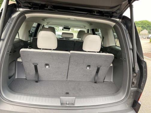Phantom Black 2024 Hyundai SANTA FE SEL