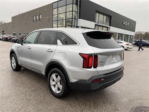 2022 Kia Sorento LX