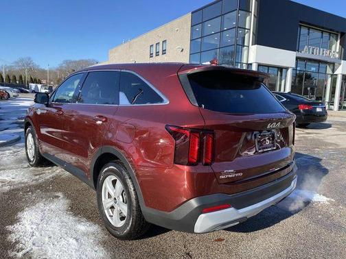 2025 Kia Sorento LX