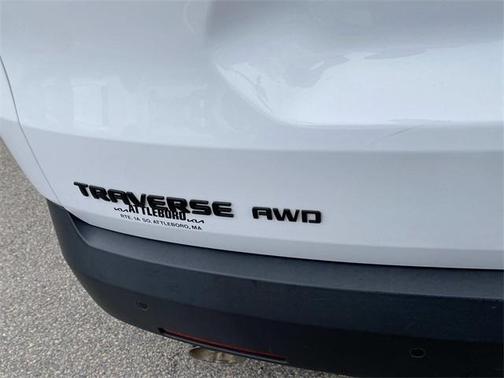 2023 Chevrolet Traverse RS