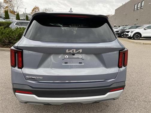 2025 Kia Sorento LX