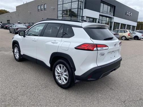 2025 Toyota Corolla Cross LE