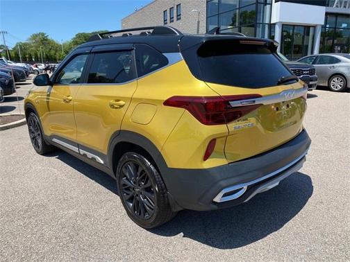 2022 Kia Seltos Nightfall