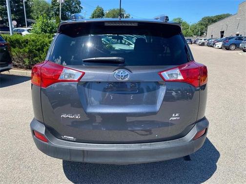 2015 Toyota RAV4 LE