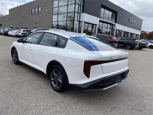 2025 Kia K4 