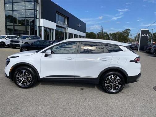 2024 Kia Sportage EX